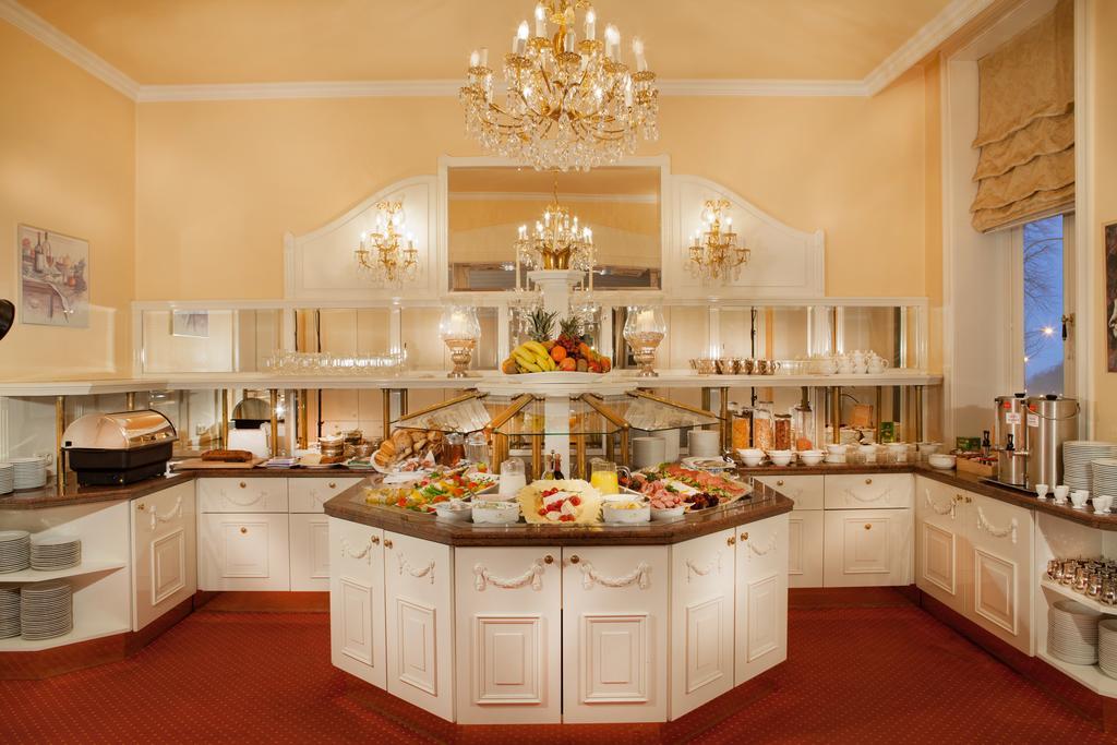 Hotel Gaestehaus Kaiserhof 3*