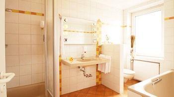 Hotel Gaestehaus Kaiserhof 3*